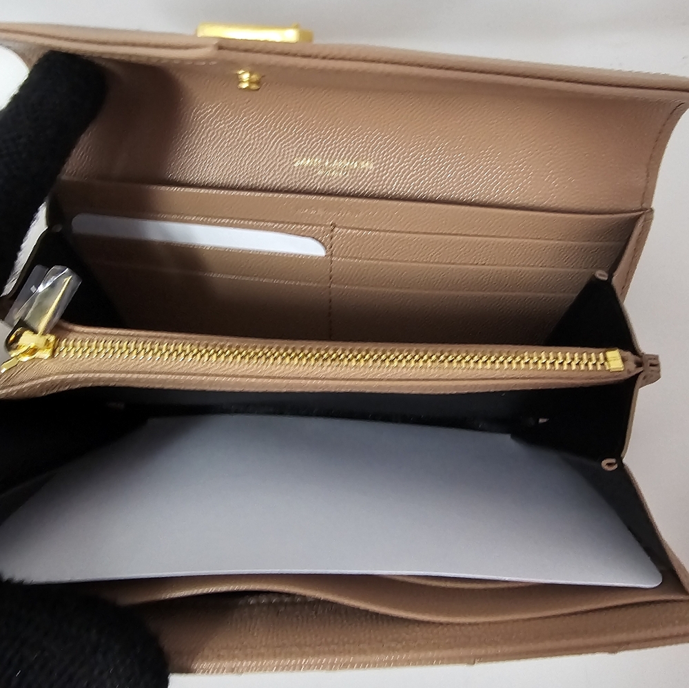 Yves Saint Laurent Grain De Poudre Matelasse Chevron Monogram Wallet - Picture 7 of 16